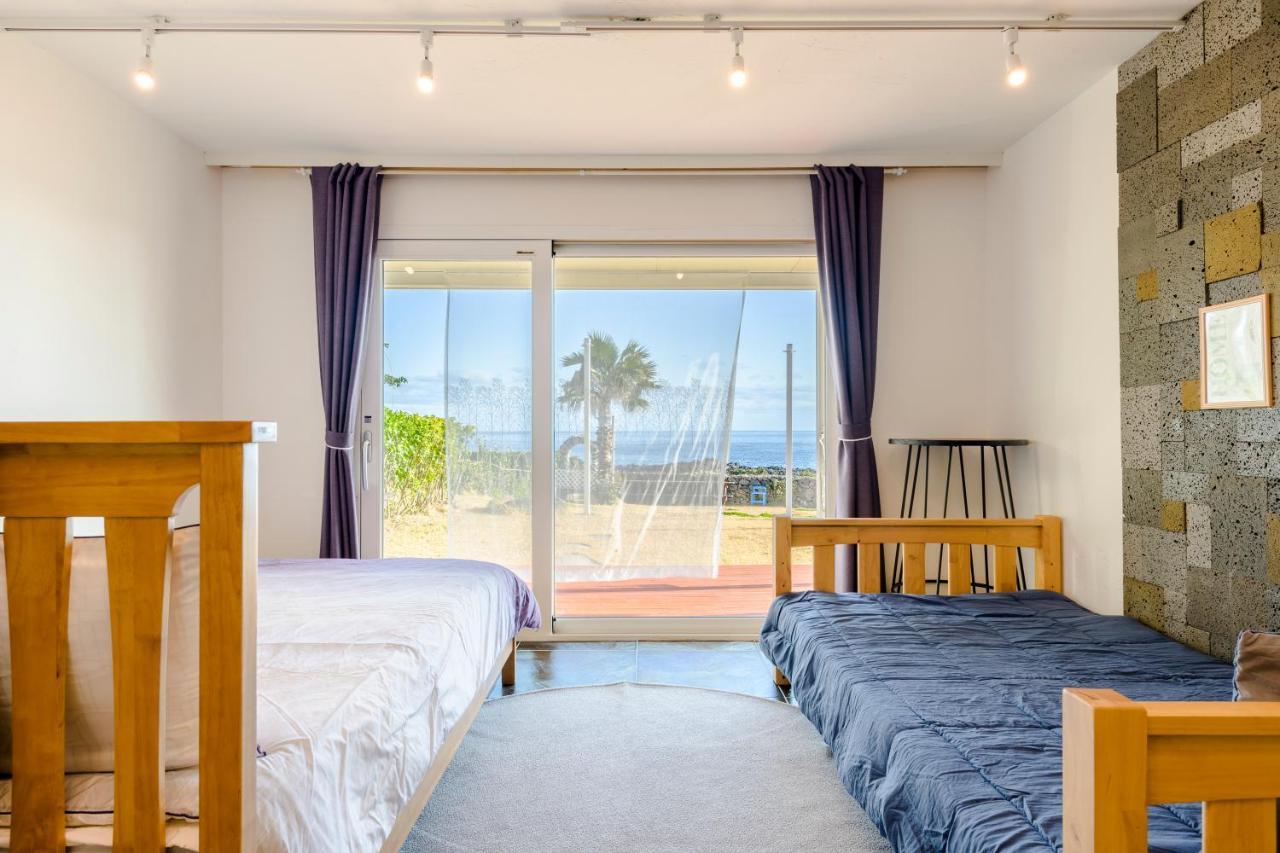 Jeju Turning Point Pension Seogwipo Exteriör bild