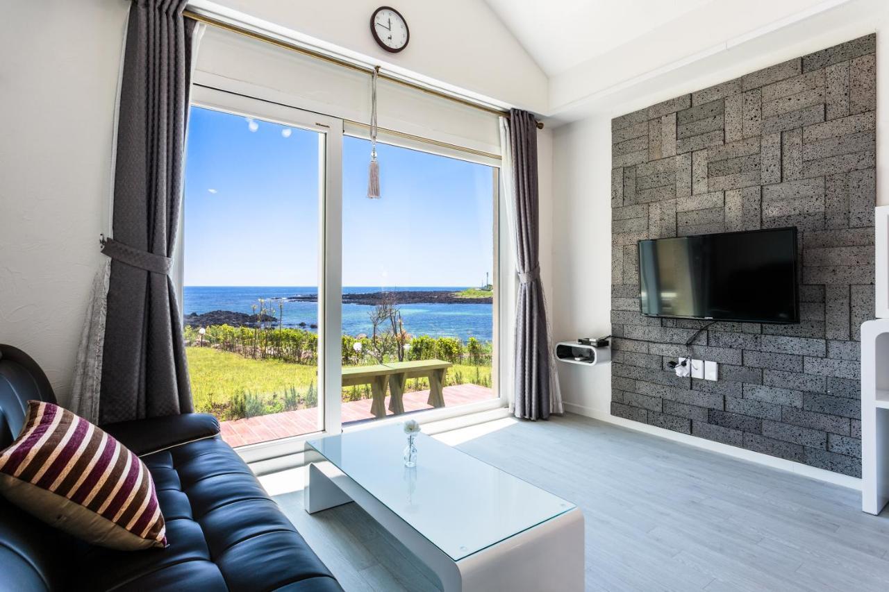 Jeju Turning Point Pension Seogwipo Exteriör bild