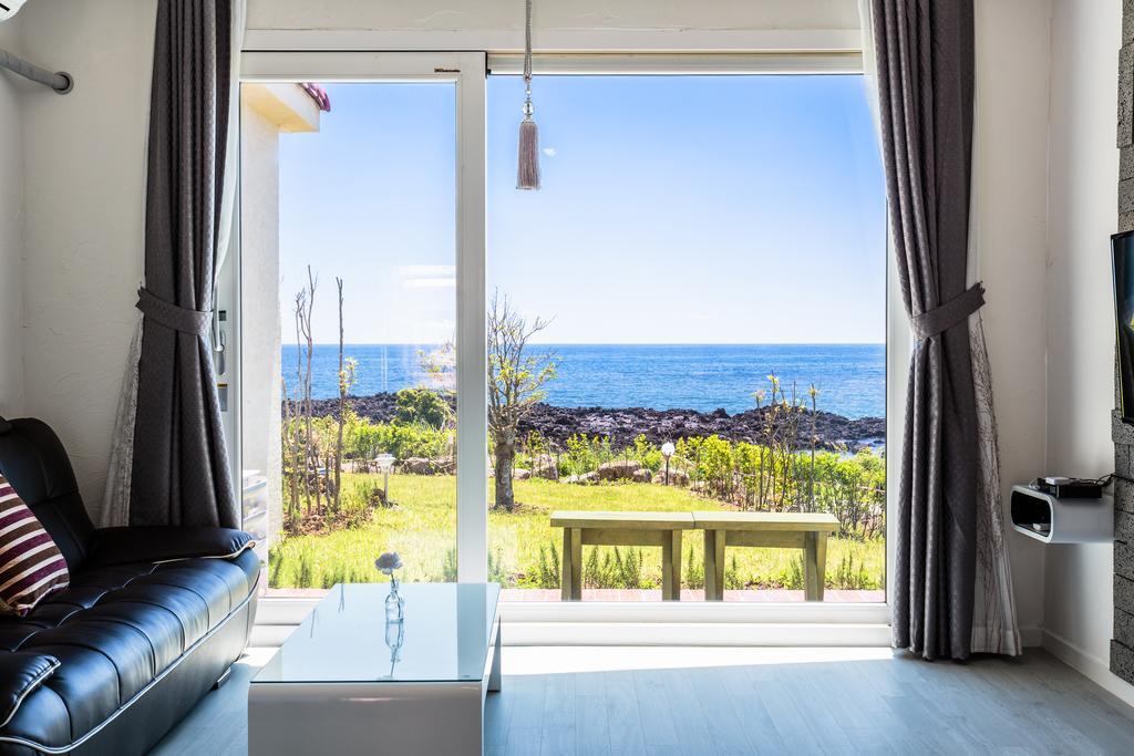 Jeju Turning Point Pension Seogwipo Exteriör bild